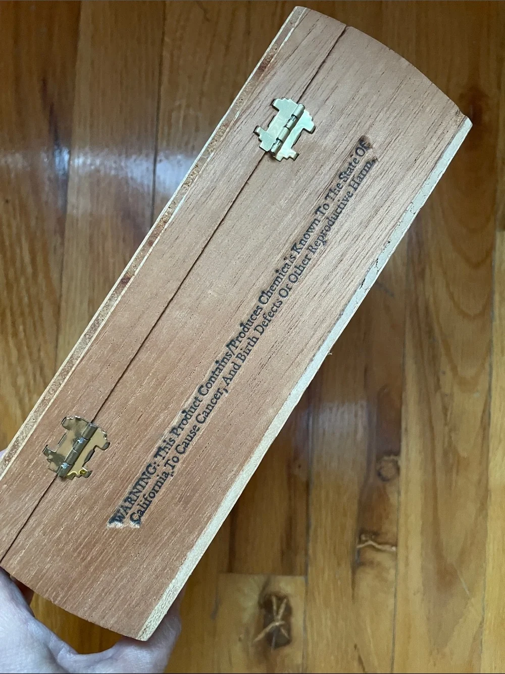 Vintage Free Cuba Wooden Cigar Box
